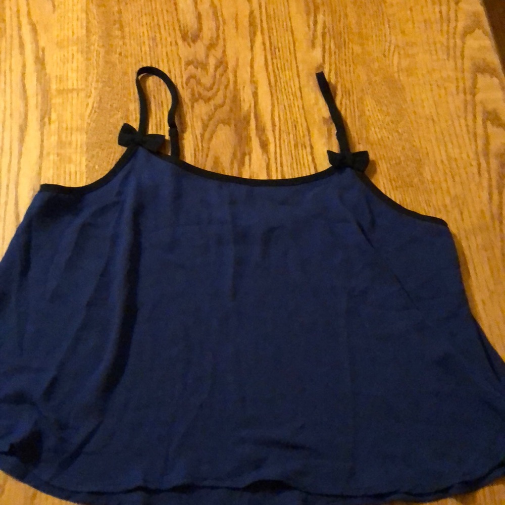 Sleeveless navy blouse